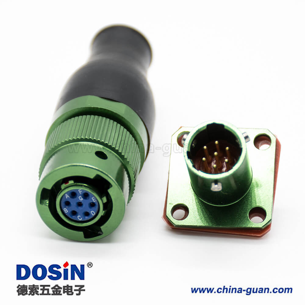 圓形電連接器Y50EX卡口連接母插頭焊接公插座焊杯7芯直式四孔法蘭公母對(duì)接一套 圓形電連接器Y50EX卡口連接母插頭焊接公插座焊杯7芯直式四孔法蘭公母對(duì)接一套