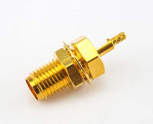 SMA連接器用于1.13mm / 1.32mm接線母頭板直式前鎖穿墻開(kāi)天窗壓接式