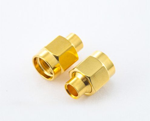 半柔/半剛性-3公頭SMA直式連接器焊接