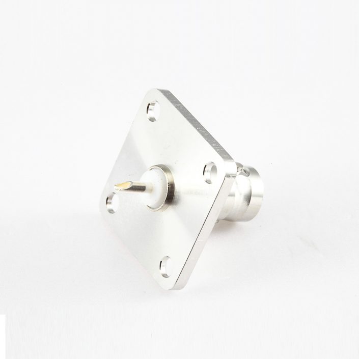 EB-001-0435 4孔法蘭BNC母頭直式連接器接線(xiàn)50Ω