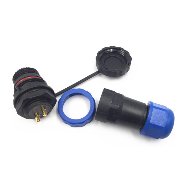 SP29大電流防水插頭連接器10芯